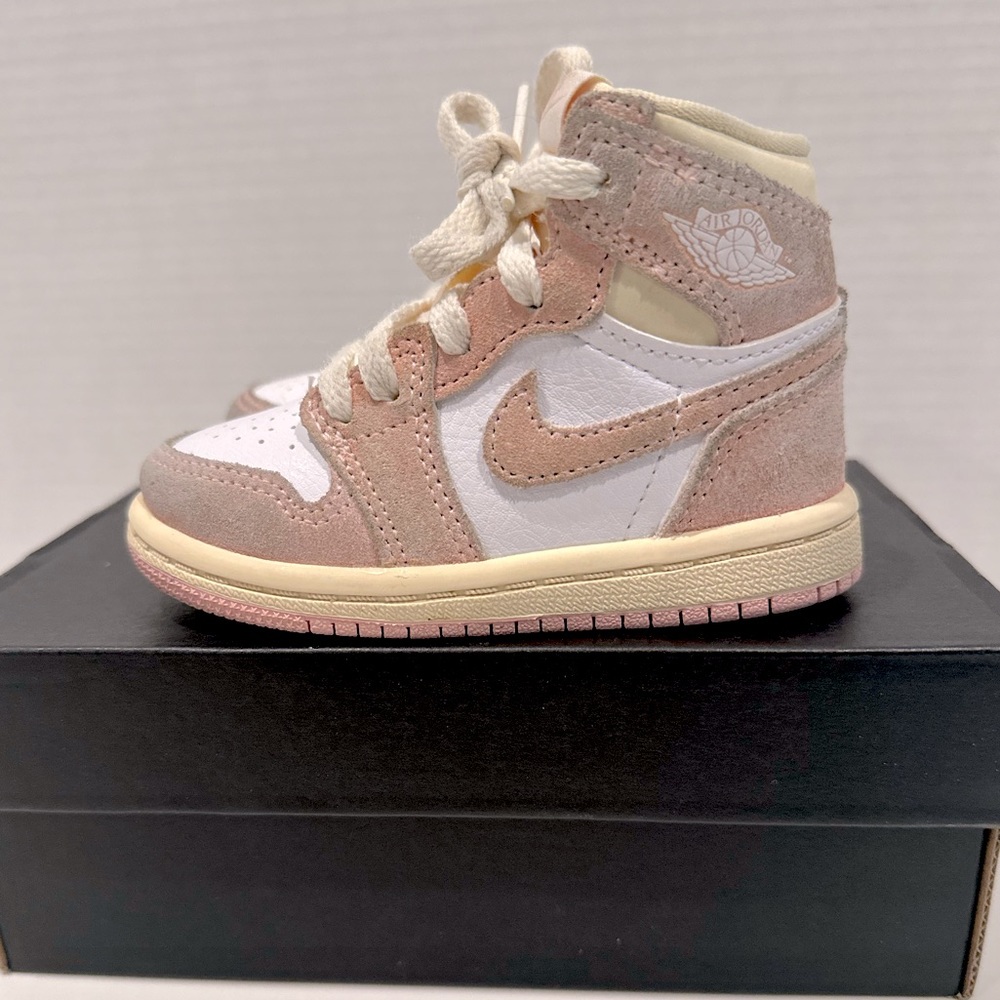 JORDAN 1 RETRO HIGH OG 5C